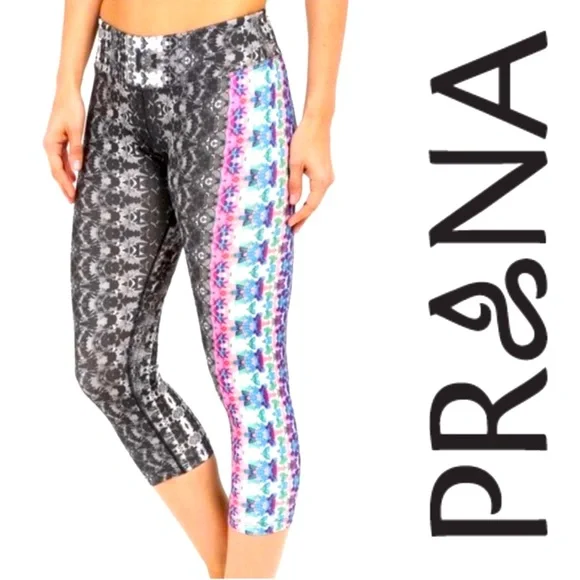 PrAna Roxanne Hydrobloom Capri Crop Leggings size M~NWOT$4.99 Ships! Made in USA - Picture 1 of 10